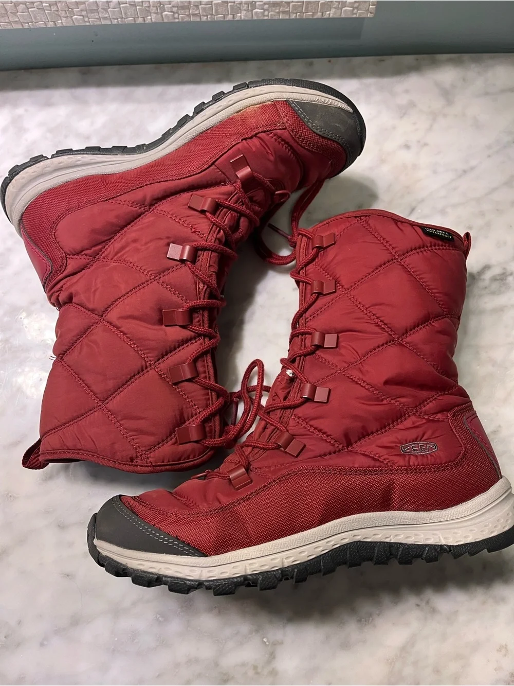 Keen Red Quilted Lace-Up Boot with Black Fleece Lining